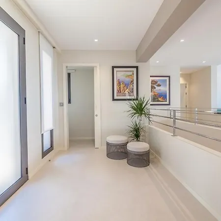 Bianca 350m2, 5 Suites, Sea View Pool Βίλα *