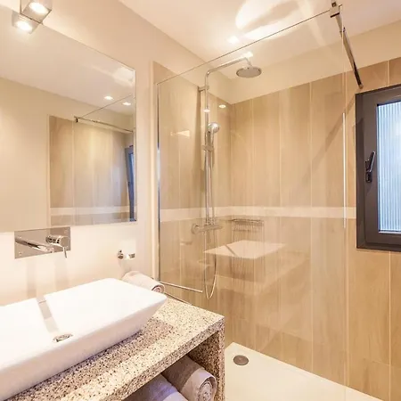 Bianca 350m2, 5 Suites, Sea View Pool Βίλα Πόρτο Βέκιο