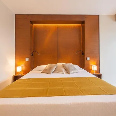 Bianca 350m2, 5 Suites, Sea View Pool *