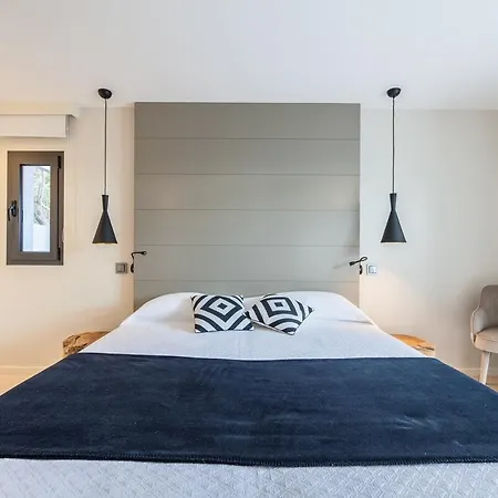 Bianca 350m2, 5 Suites, Sea View Pool Βίλα Πόρτο Βέκιο