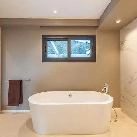 Βίλα Bianca 350m2, 5 Suites, Sea View Pool Πόρτο Βέκιο